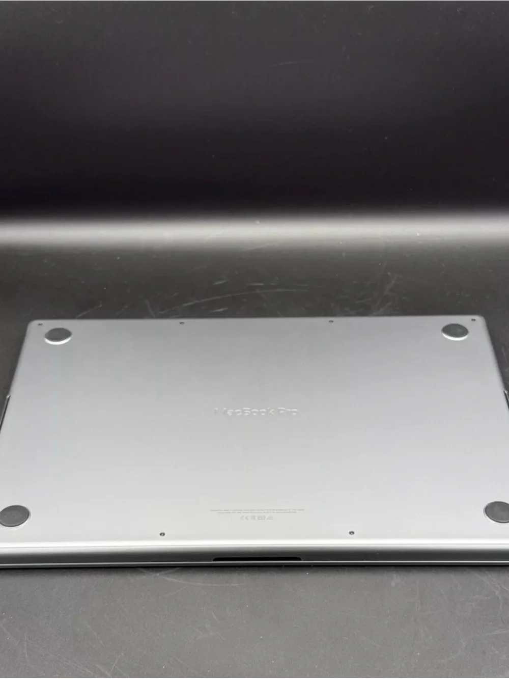 Apple MacBook Pro - Space Gray Aluminum Finish M1 Pro